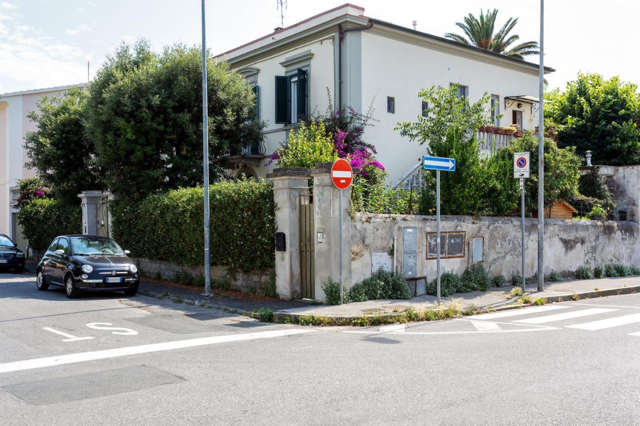 Casa Ginevra - 3 Minutes Walk From The Sea Apartman Livorno Kültér fotó